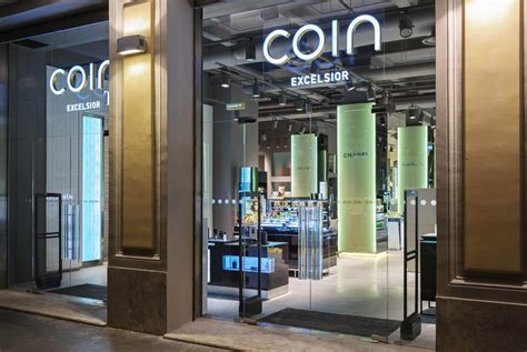 APRE AL CENTRO DI ROMA “COIN EXCELSIOR” .